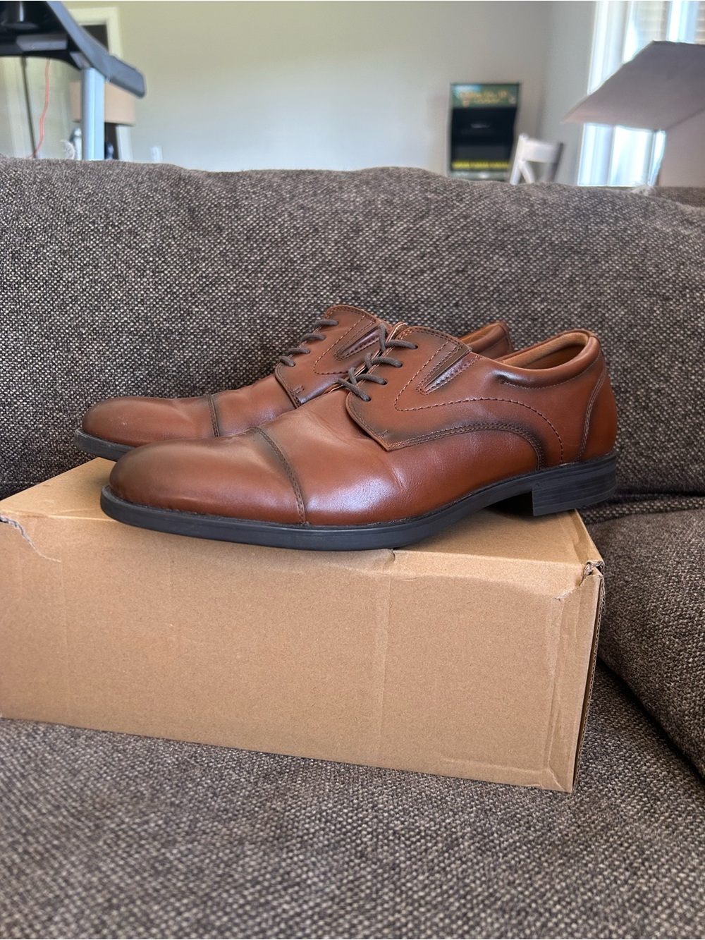 Apt. 9 Men's Cognac Leather Oxfords